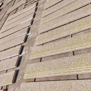 鹰潭 黄金麻花岗岩光面楼梯踏步