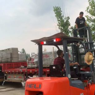 鹰潭 黄金麻冰裂纹，地铺石装车