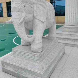 鹰潭 白麻花岗岩动物异形石雕-大象