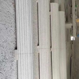 鹰潭 花岗岩厂家带你看白麻花岗岩门楼大柱柱皮