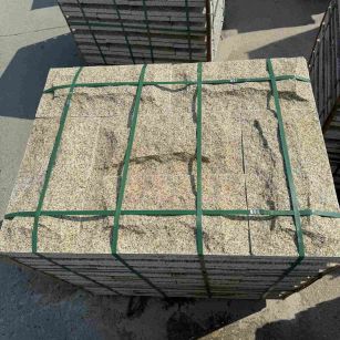 鹰潭 黄金麻花岗岩石材自然面蘑菇石成品