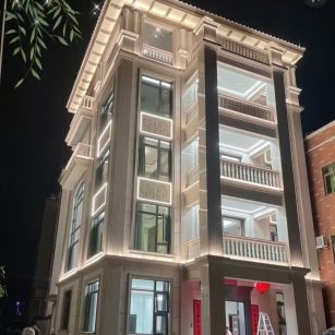 鹰潭 芝麻白花岗岩别墅外墙夜间效果