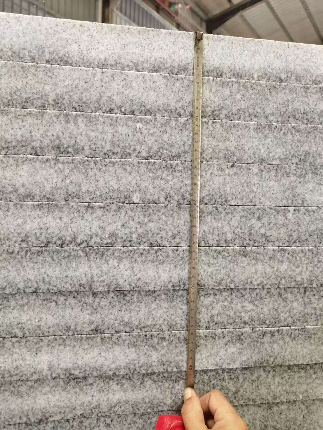 鹰潭 芝麻白火烧成品厚薄均匀，B料价格接近A料质量