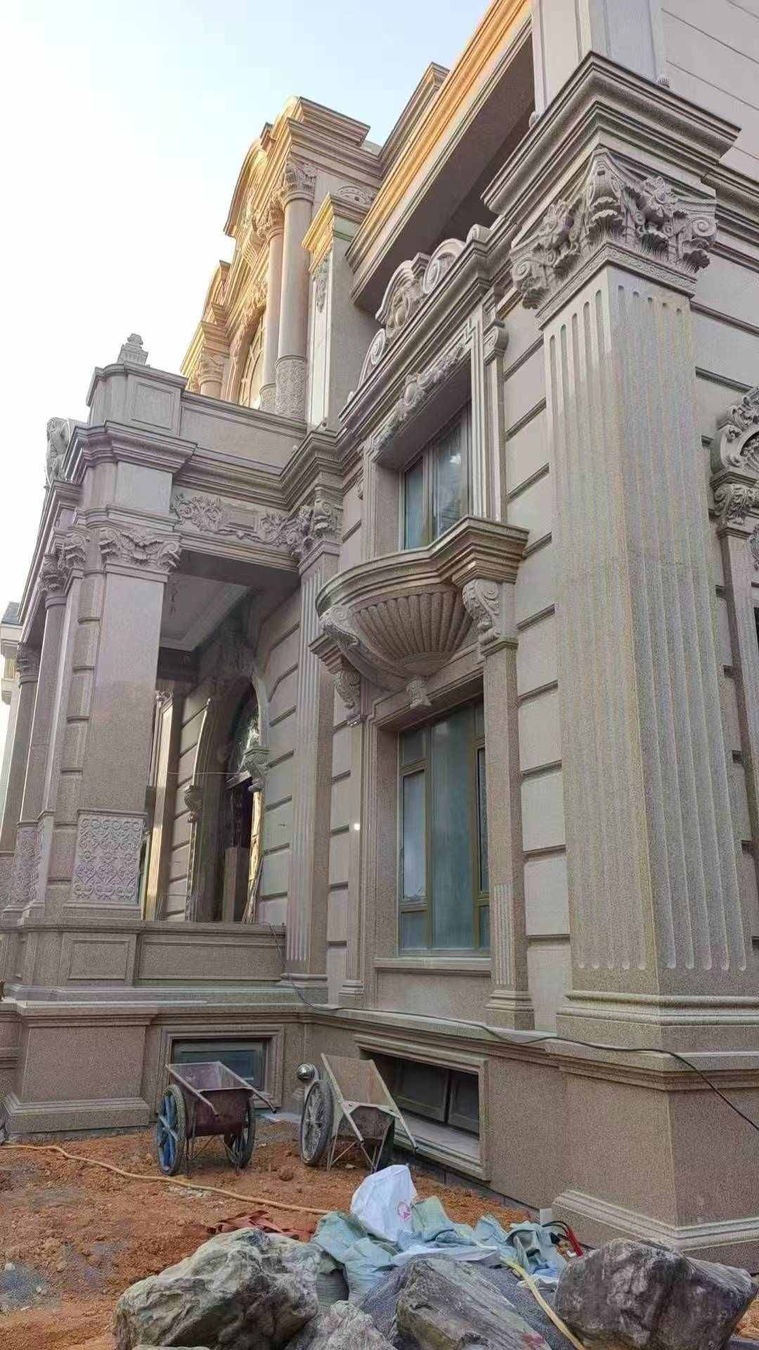 鹰潭 黄金麻花岗岩光面别墅外墙干挂施工完成