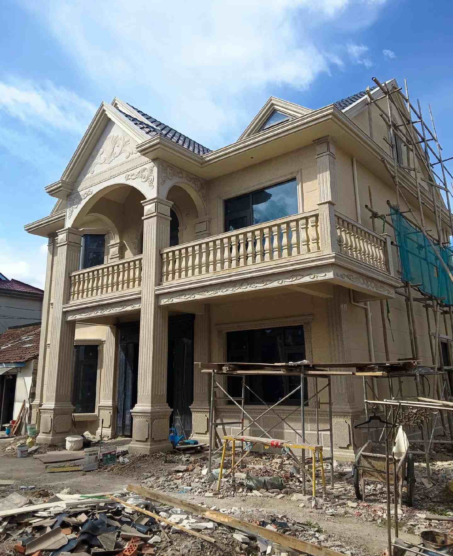 鹰潭 黄金麻花岗岩石材私人别墅雕花门楼柱阳台栏杆