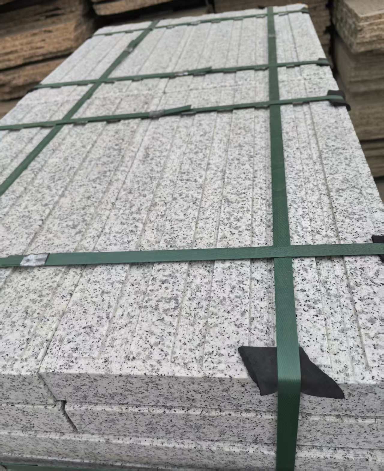 鹰潭 白麻花岗岩直行盲道石，盲条，地铺石