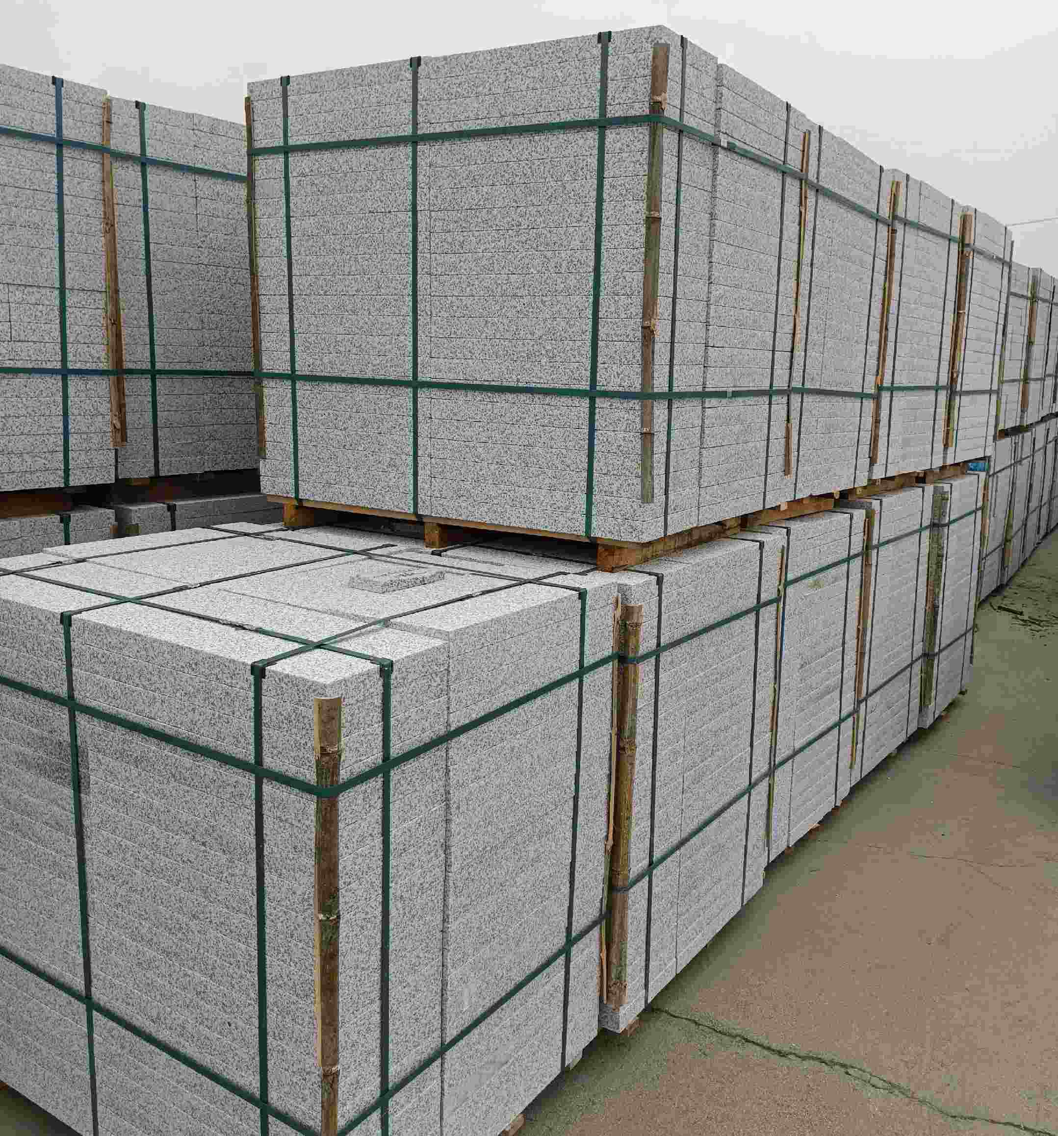 鹰潭 白麻花岗岩石材荔枝面地铺石（300*600*50）