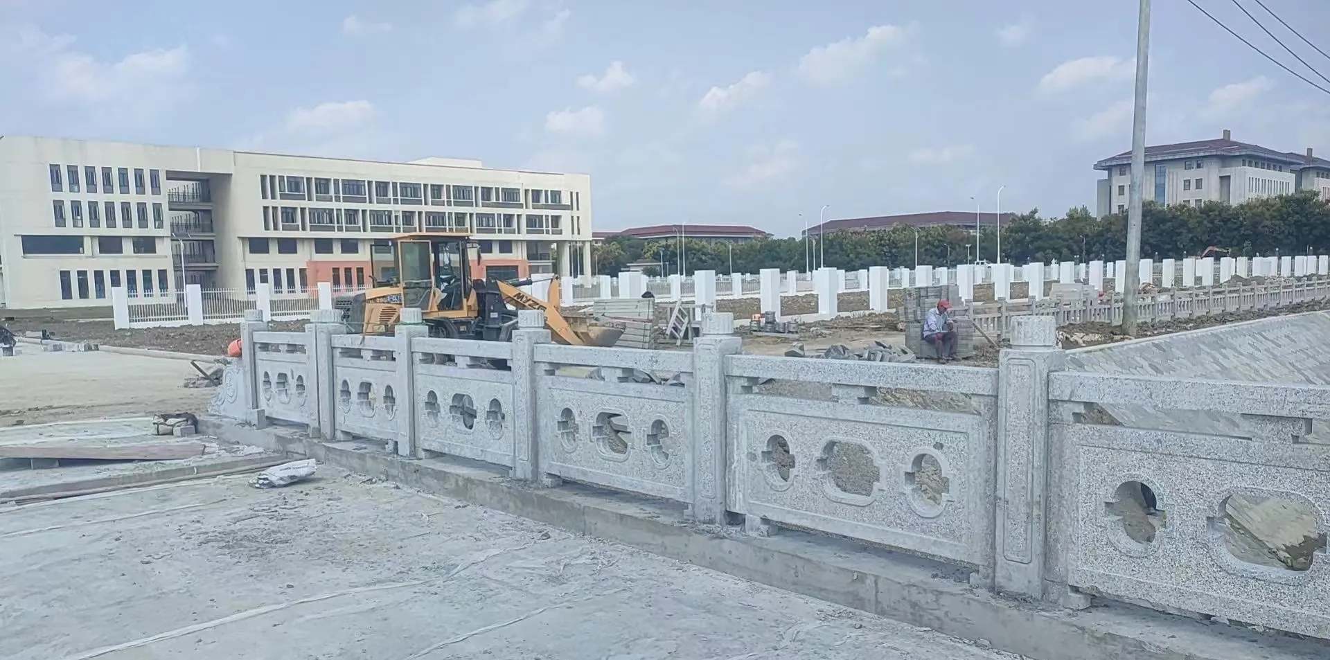 鹰潭 白麻花岗岩荔枝面河道栏杆