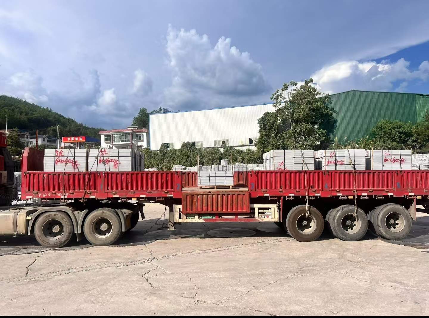 鹰潭 芝麻灰花岗岩地铺石出货日常