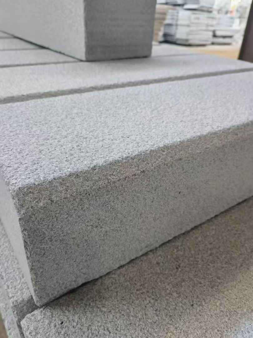 鹰潭 芝麻灰荔枝面路沿石