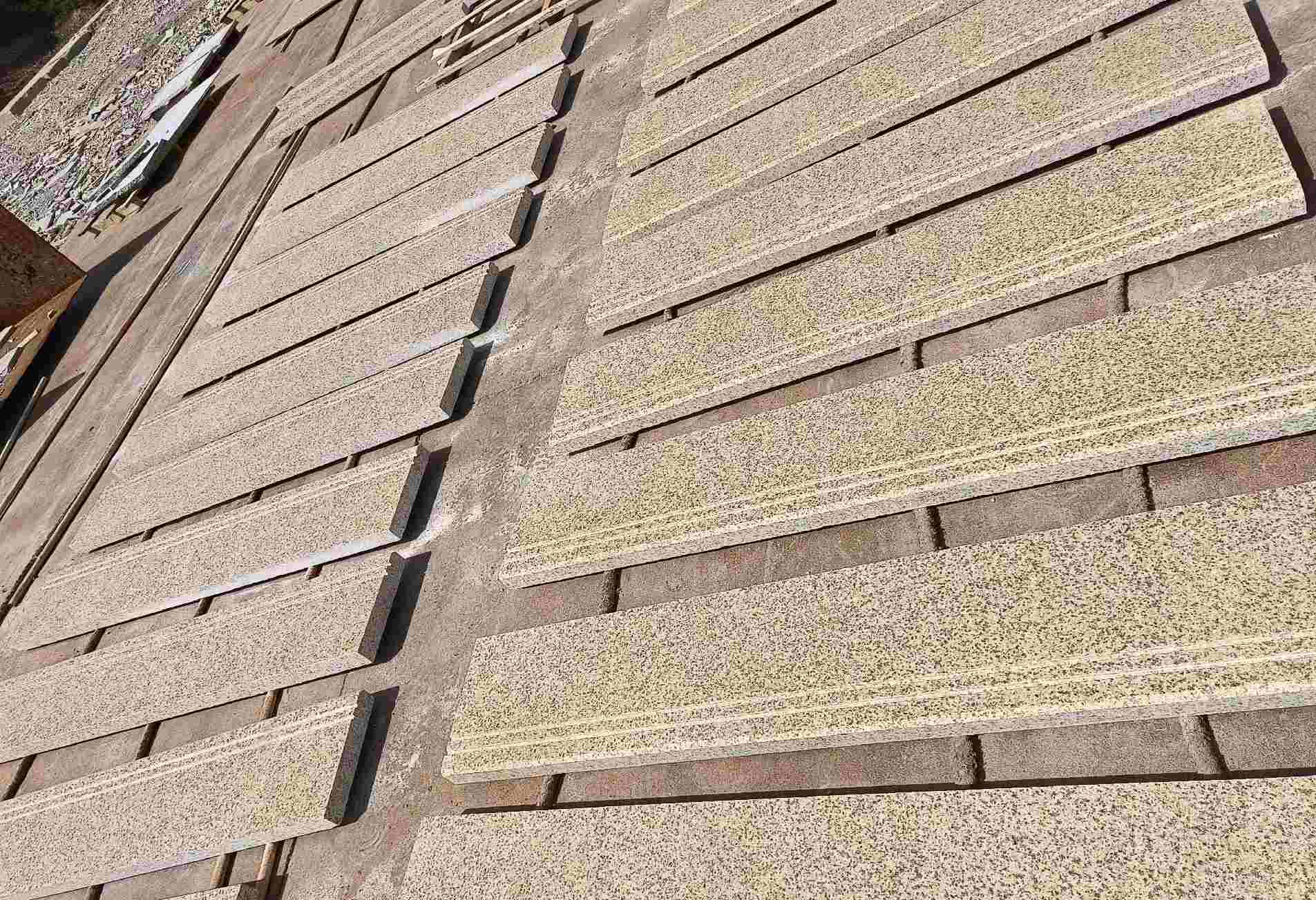 鹰潭 黄金麻花岗岩光面楼梯踏步