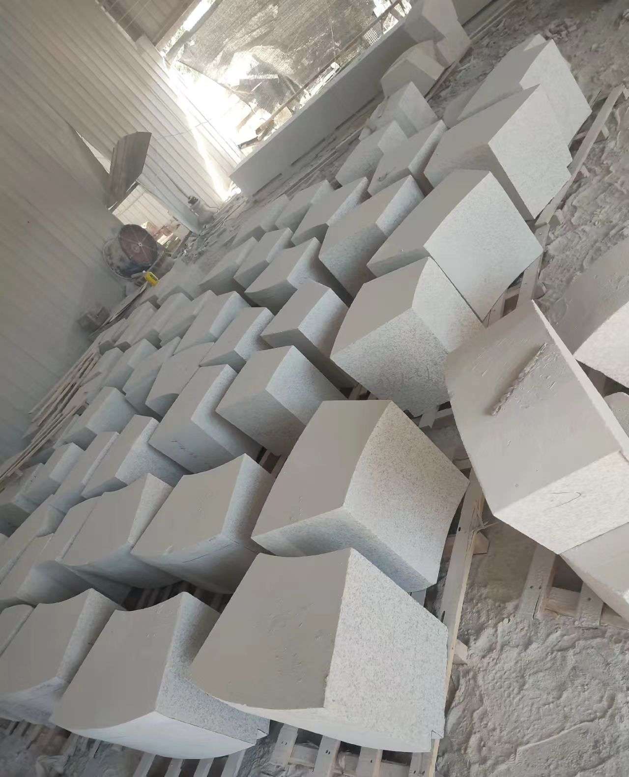 鹰潭 白麻花岗岩异形坐凳