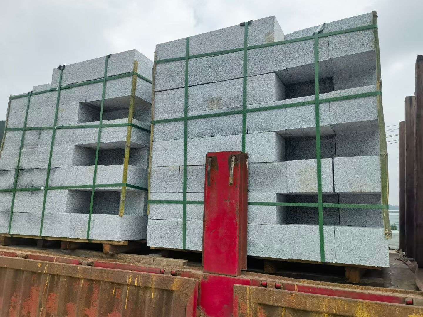 鹰潭 芝麻白花岗岩路沿石，平石，路侧石，马路牙子，路缘石，立缘石，平缘石等